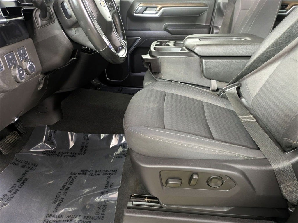 2025 Chevrolet Silverado 1500 4WD LT