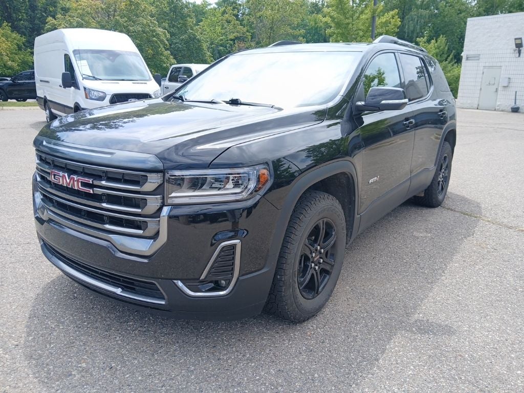 2023 GMC Acadia AWD AT4