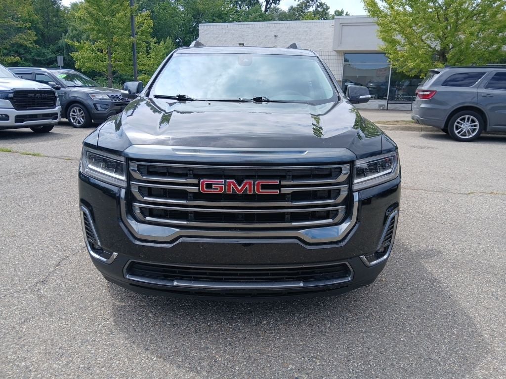 2023 GMC Acadia AWD AT4
