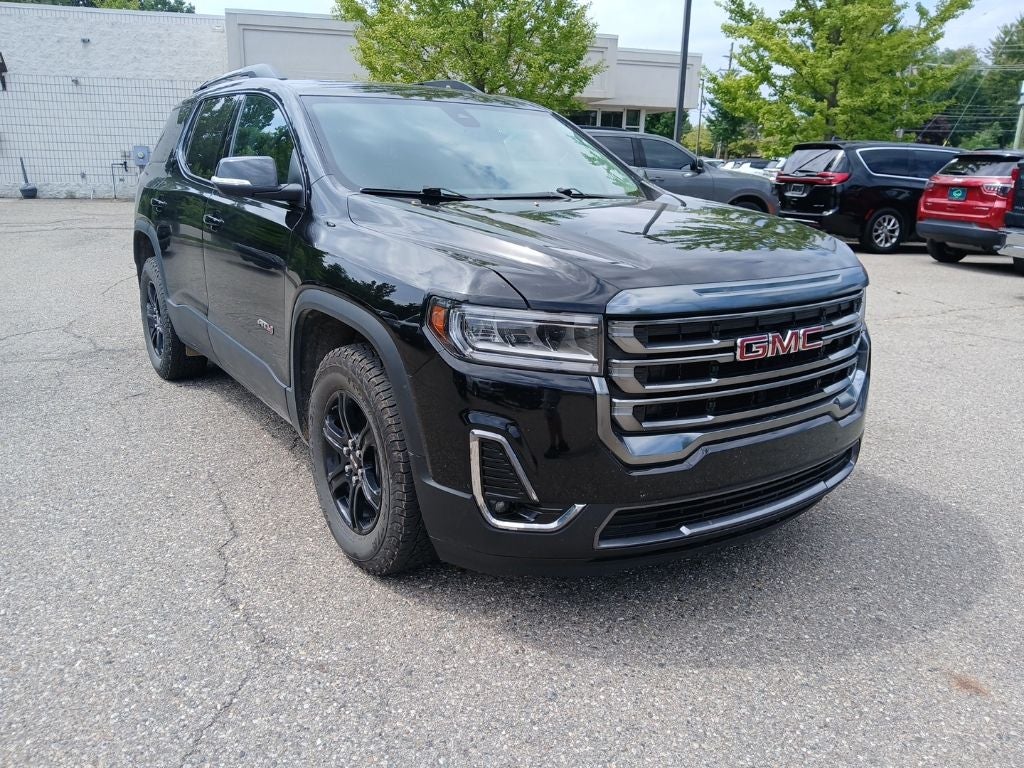2023 GMC Acadia AWD AT4