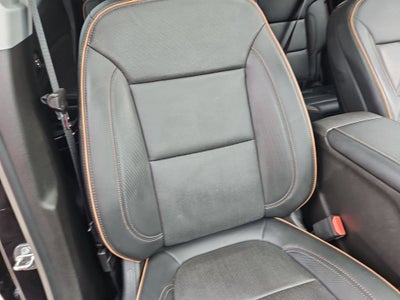 2023 GMC Acadia AWD AT4