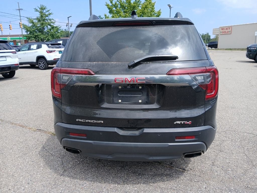 2023 GMC Acadia AWD AT4