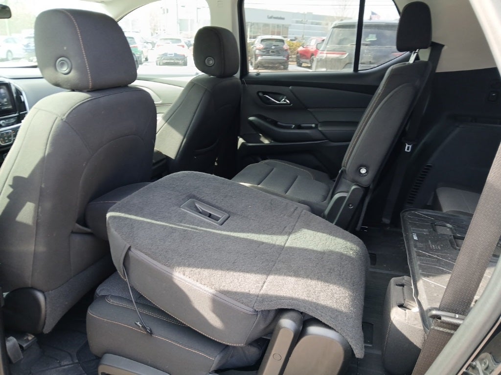 2020 Chevrolet Traverse FWD LT Cloth
