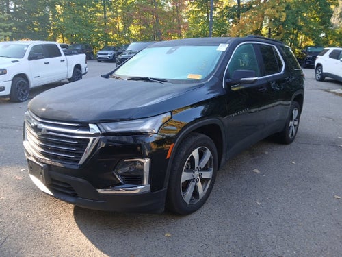 2023 Chevrolet Traverse AWD LT Leather
