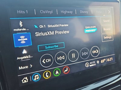 2023 Chevrolet Traverse AWD LT Leather