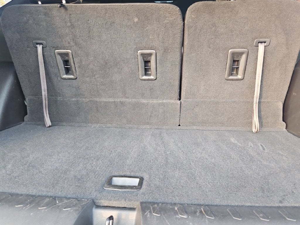 2023 Chevrolet Traverse AWD LT Leather