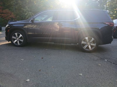 2023 Chevrolet Traverse AWD LT Leather