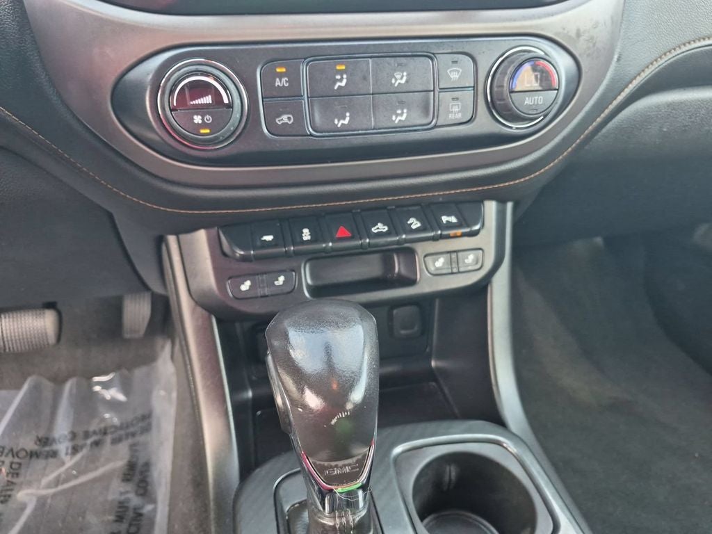 2022 GMC Canyon 4WD Crew Cab Short Box AT4 - Leather