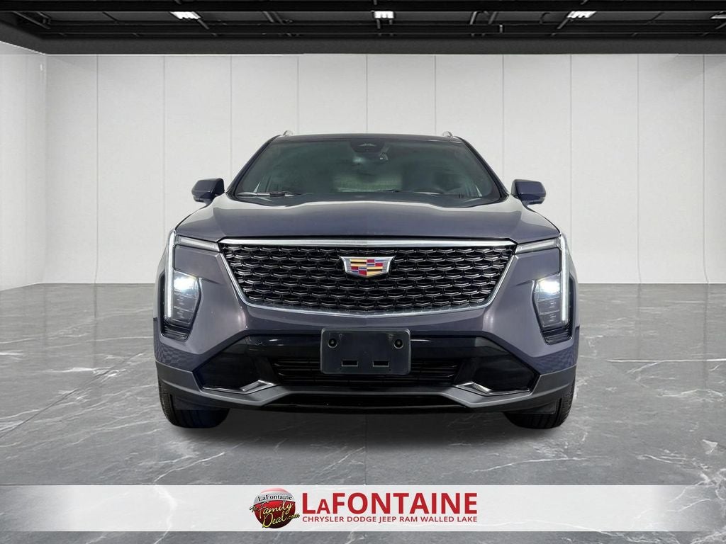2025 Cadillac XT4 AWD Premium Luxury