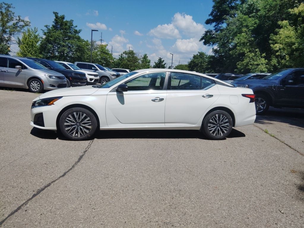 2025 Nissan Altima 2.5 SV