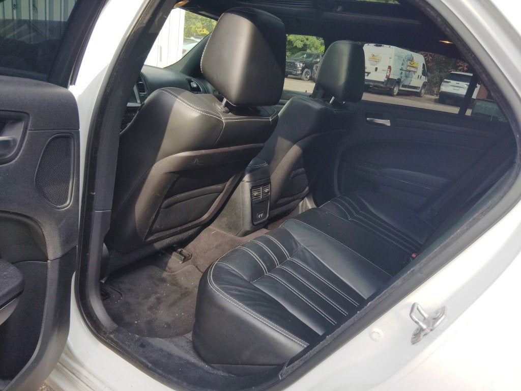 2016 Chrysler 300 S