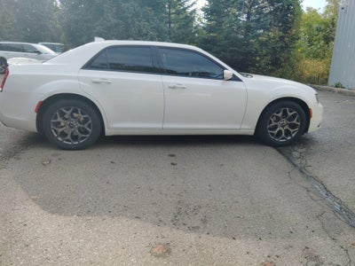 2016 Chrysler 300 S