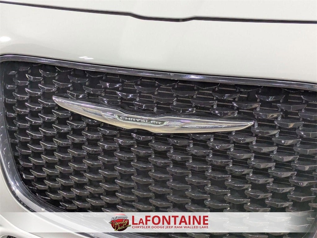 2018 Chrysler 300 300S AWD