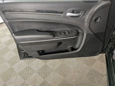 2023 Chrysler 300 Touring-L AWD