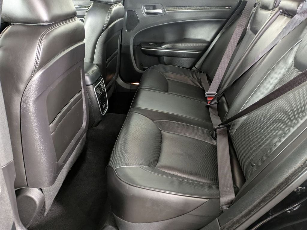 2023 Chrysler 300 Touring-L AWD