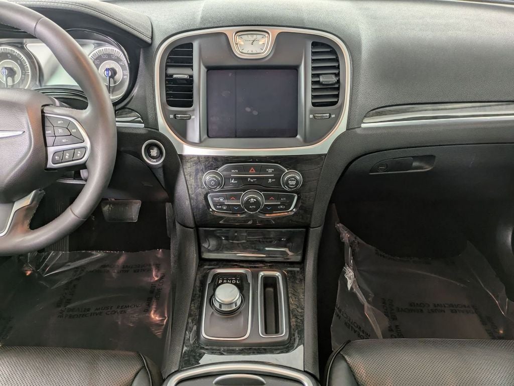 2023 Chrysler 300 Touring-L AWD