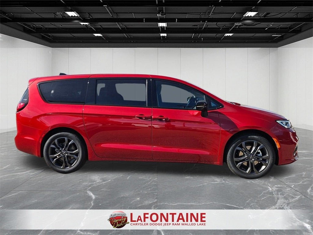 2026 Chrysler Pacifica PACIFICA SELECT