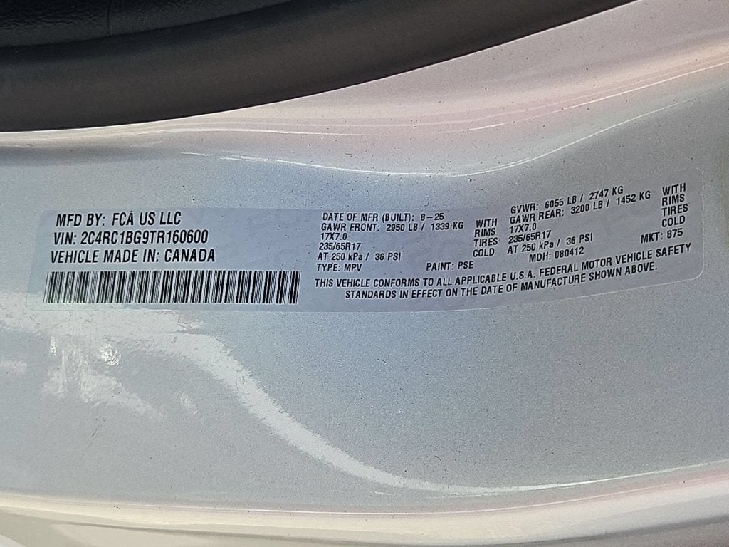 2026 Chrysler Pacifica Select