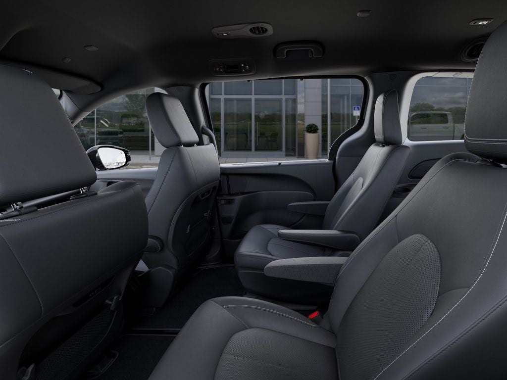 2026 Chrysler Voyager VOYAGER LX