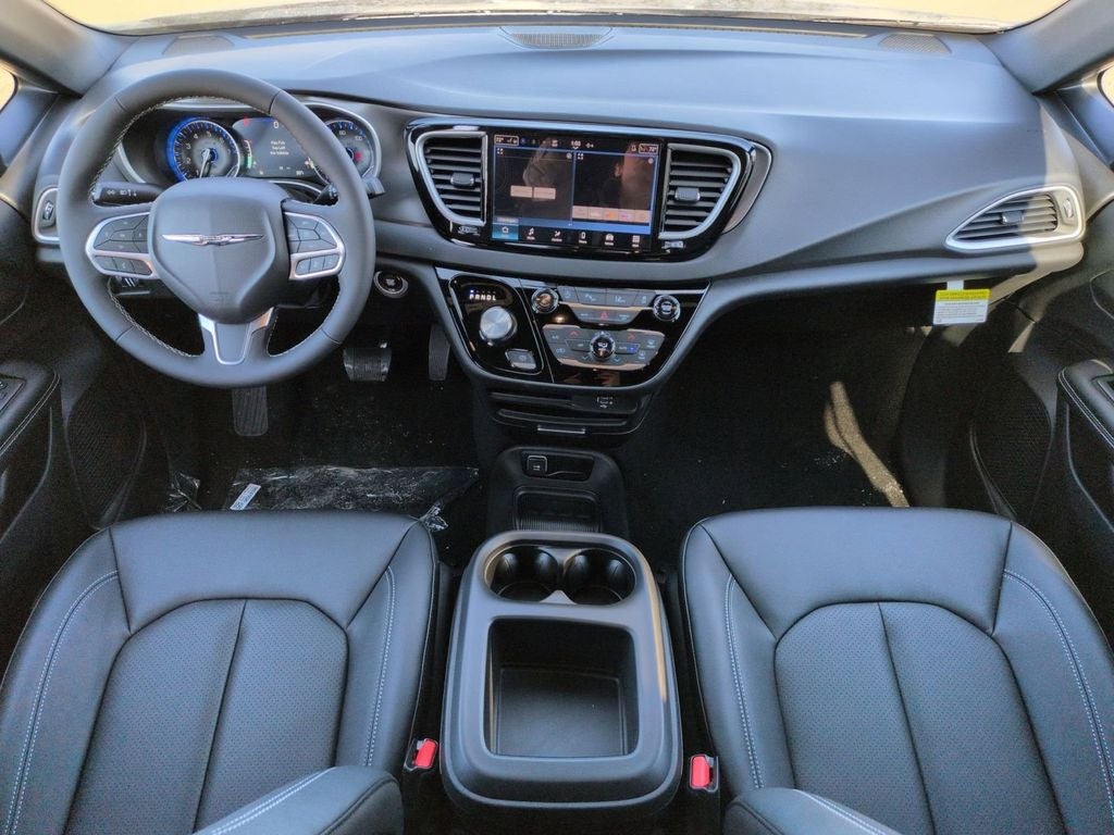 2026 Chrysler Voyager VOYAGER LX