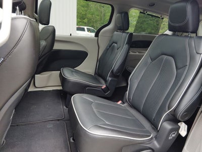 2022 Chrysler Pacifica Limited