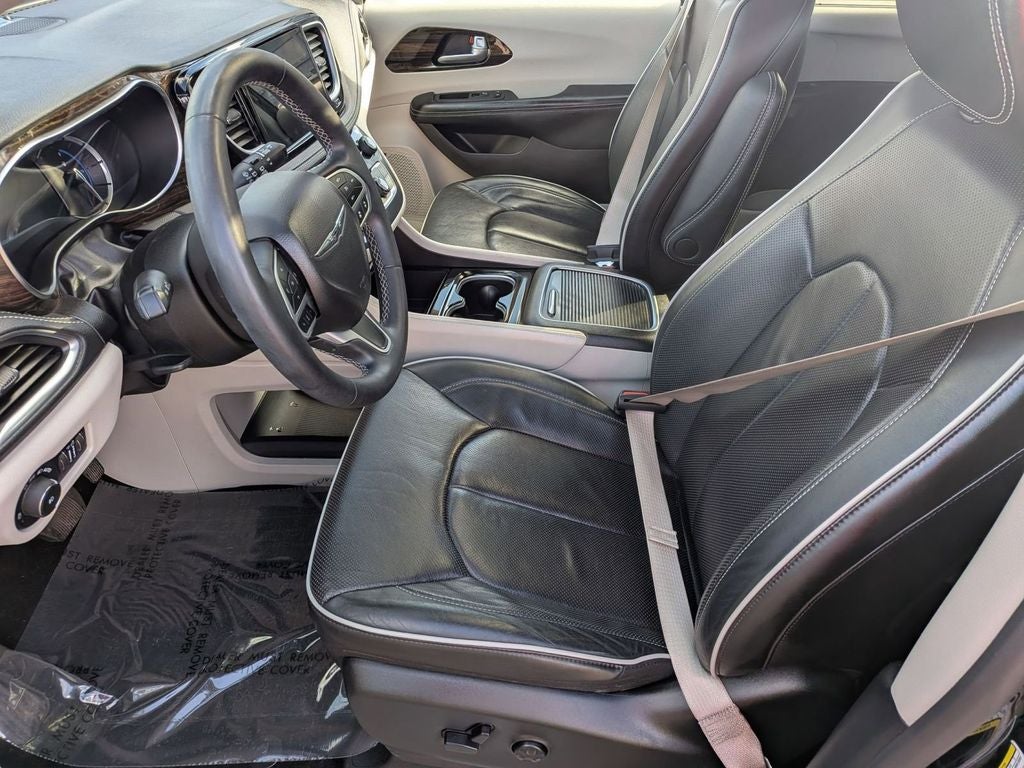 2023 Chrysler Pacifica Hybrid Limited