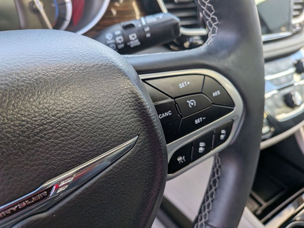 2023 Chrysler Pacifica Hybrid Limited