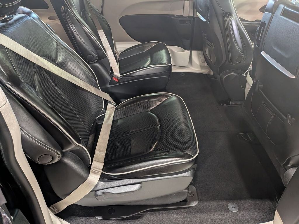 2023 Chrysler Pacifica Hybrid Limited