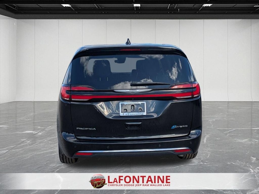 2023 Chrysler Pacifica Hybrid Limited