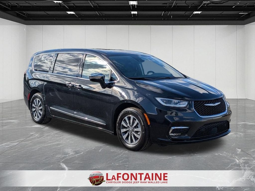 2023 Chrysler Pacifica Hybrid Limited
