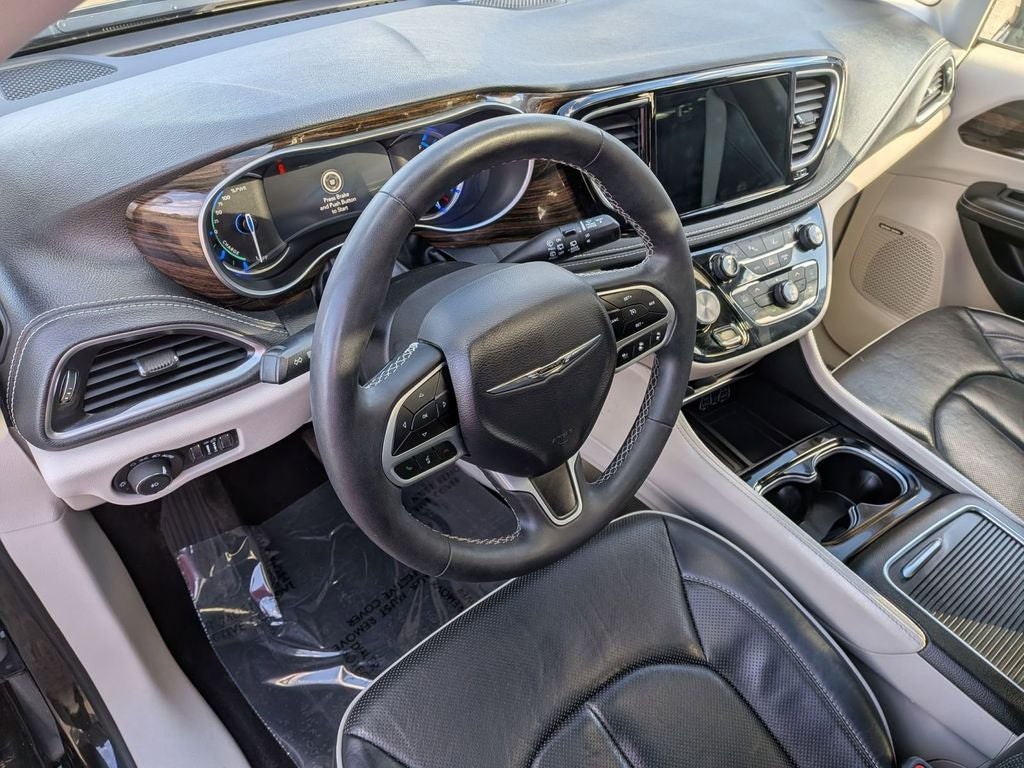 2023 Chrysler Pacifica Hybrid Limited