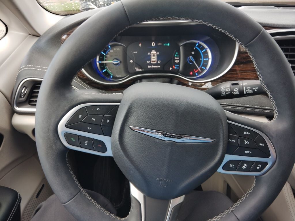 2023 Chrysler Pacifica Limited AWD