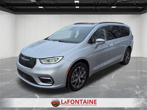 2022 Chrysler Pacifica Limited AWD