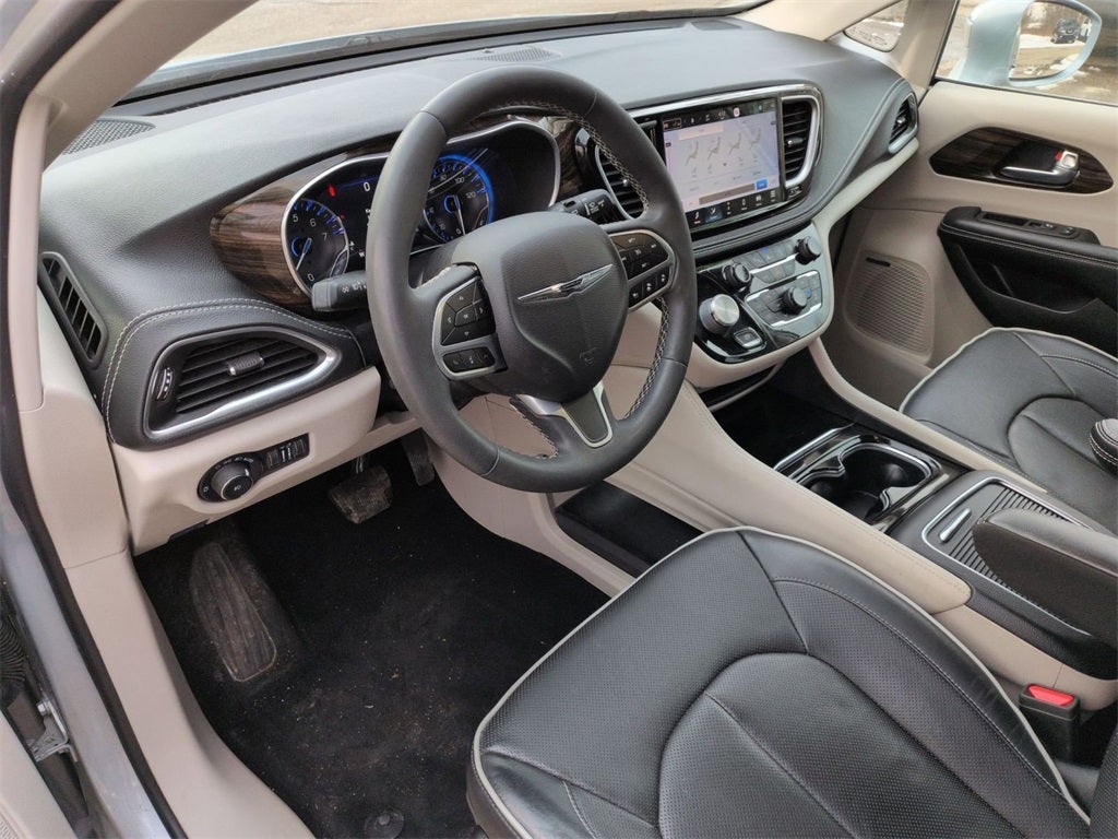 2022 Chrysler Pacifica Limited AWD
