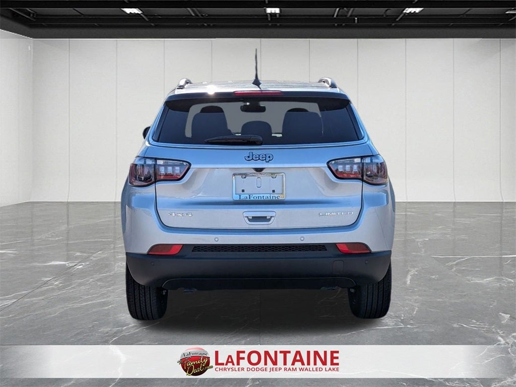 2026 Jeep Compass COMPASS LIMITED 4X4