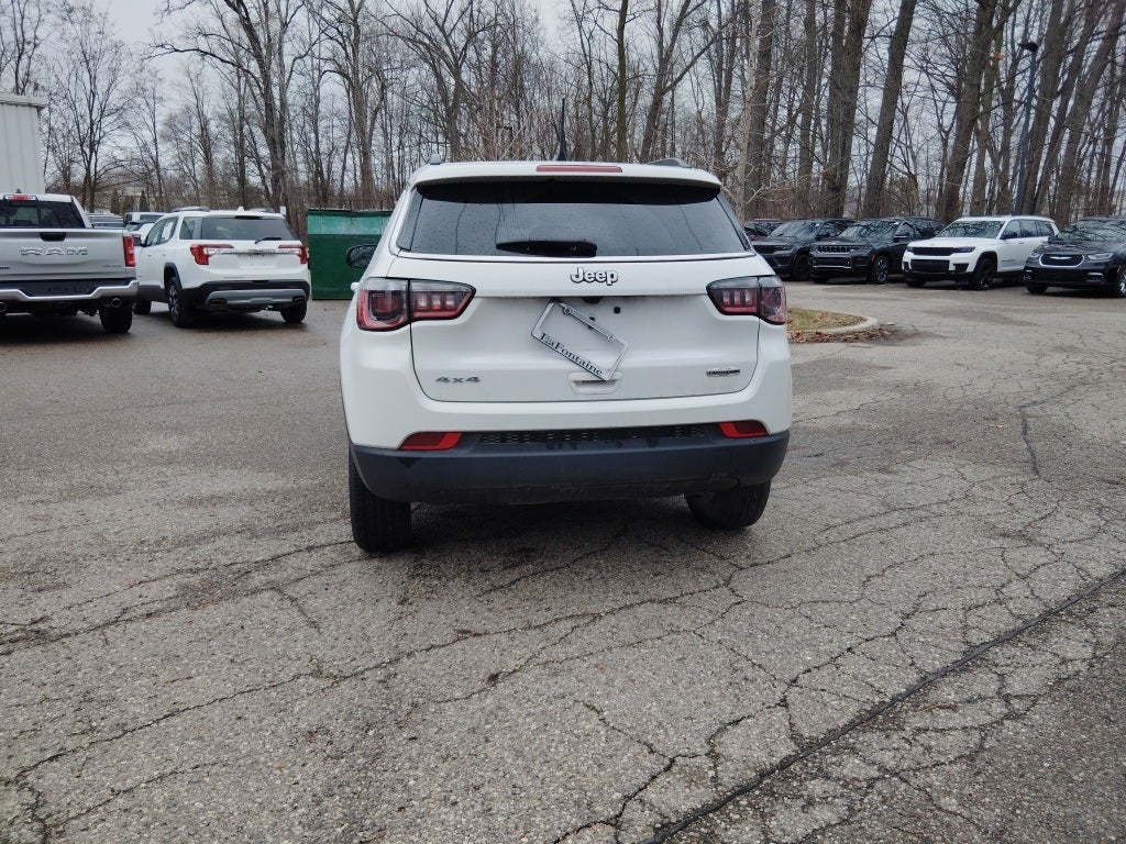 2023 Jeep Compass Latitude Lux FWD
