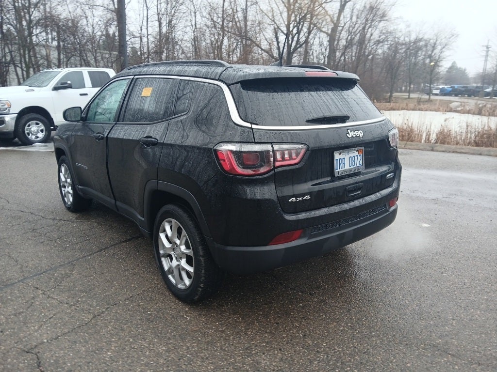 2023 Jeep Compass Latitude Lux FWD