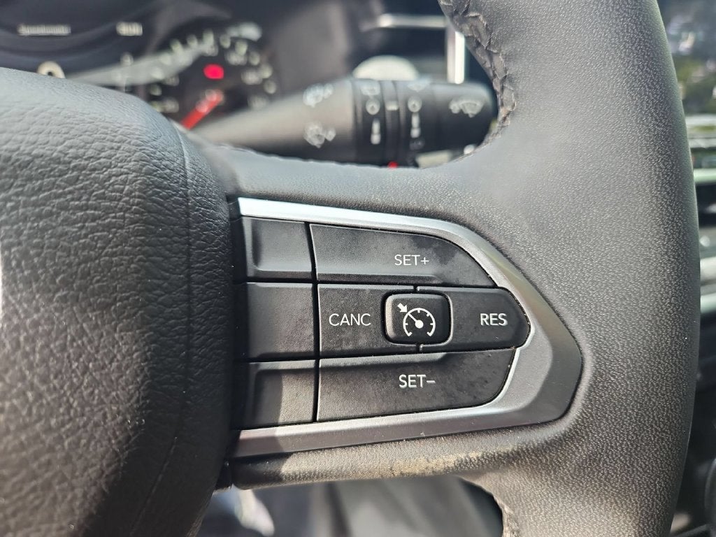 2023 Jeep Compass Latitude Lux FWD