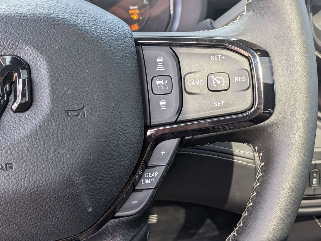 2026 RAM Ram 2500 RAM 2500 LIMITED CREW CAB 4X4 6'4' BOX