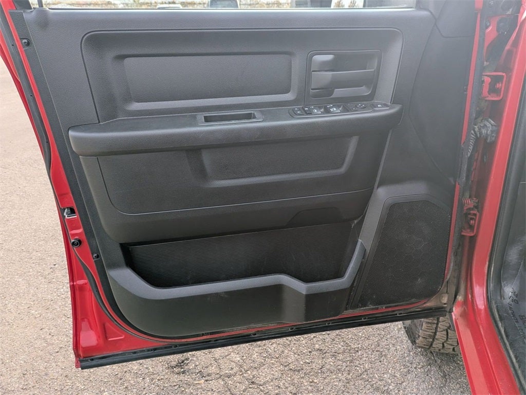 2024 RAM 2500 Tradesman Crew Cab 4x4 6'4' Box