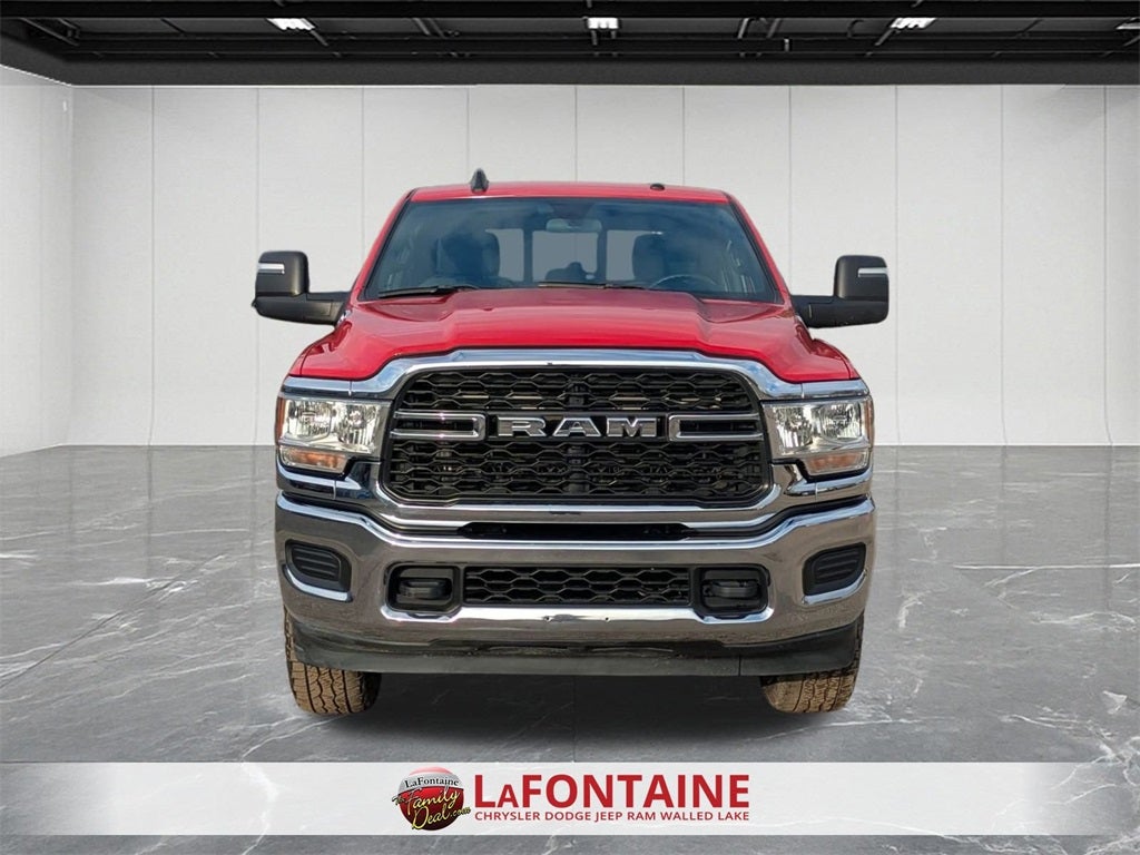 2024 RAM 2500 Tradesman Crew Cab 4x4 6'4' Box