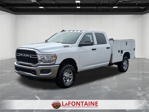 2022 RAM 2500 Tradesman Crew Cab 4x4 8' Box