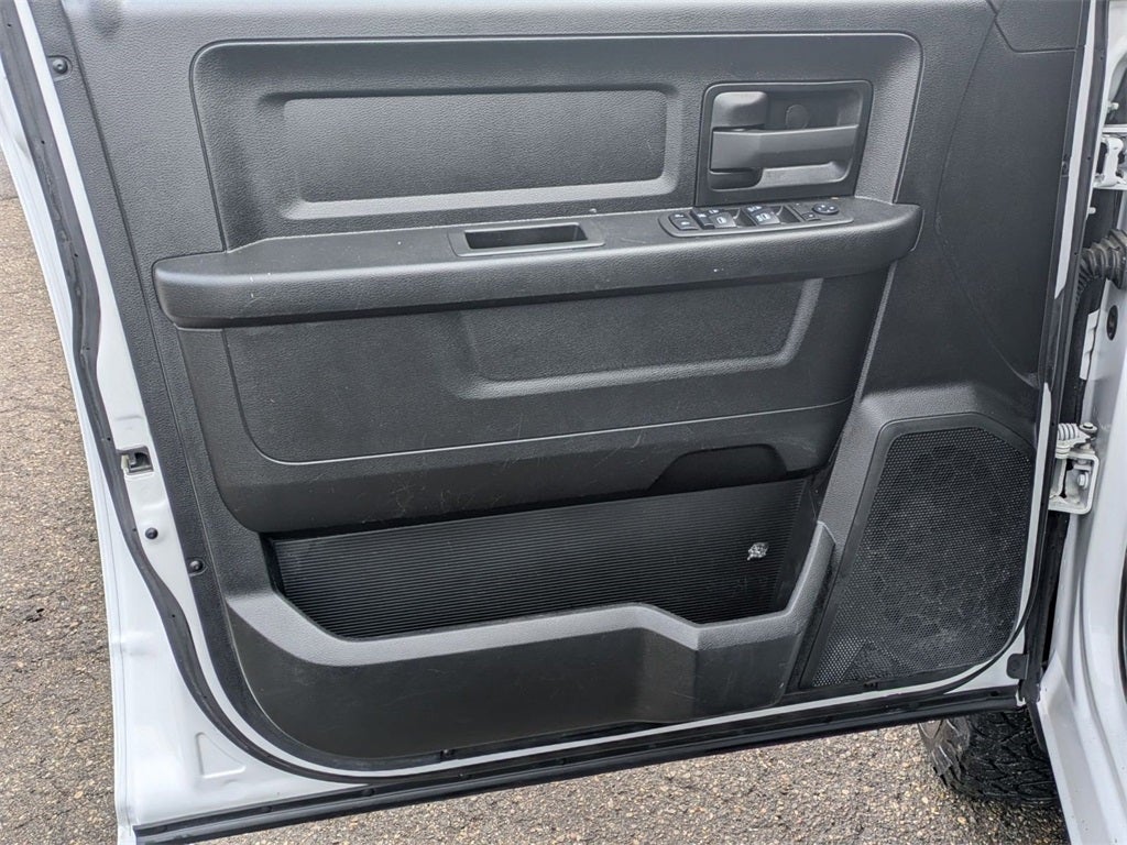 2022 RAM 2500 Tradesman Crew Cab 4x4 8' Box