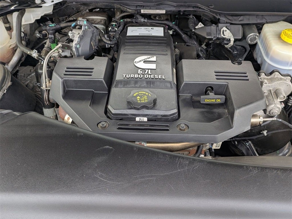 2022 RAM 2500 Tradesman Crew Cab 4x4 8' Box