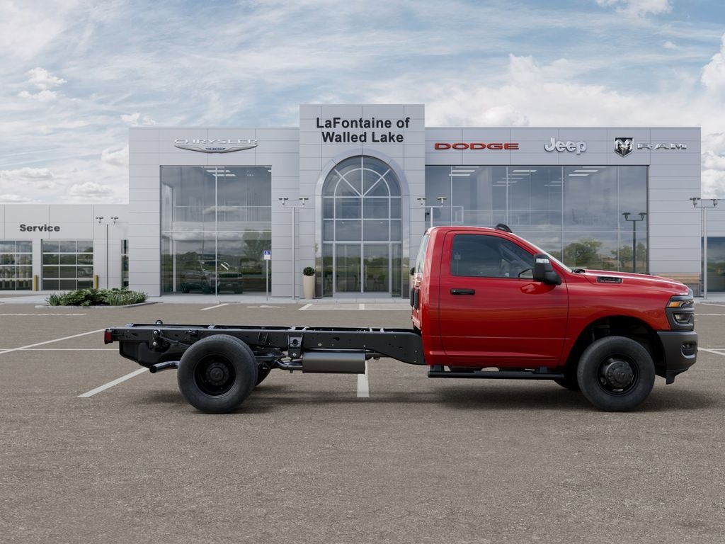 2026 RAM Ram 3500 Chassis Cab RAM 3500 TRADESMAN CHASSIS REGULAR CAB 4X4 84' CA