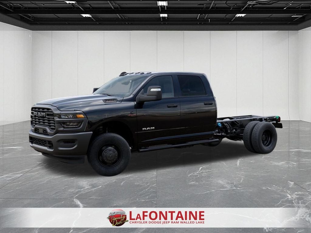 2026 RAM Ram 3500 Chassis Cab RAM 3500 TRADESMAN CREW CAB CHASSIS 4X4 60' CA