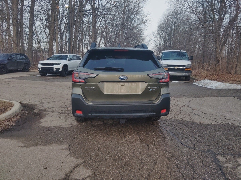 2025 Subaru Outback Premium