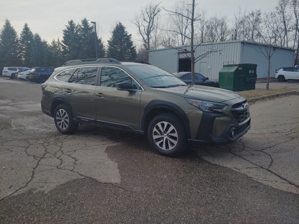 2025 Subaru Outback Premium