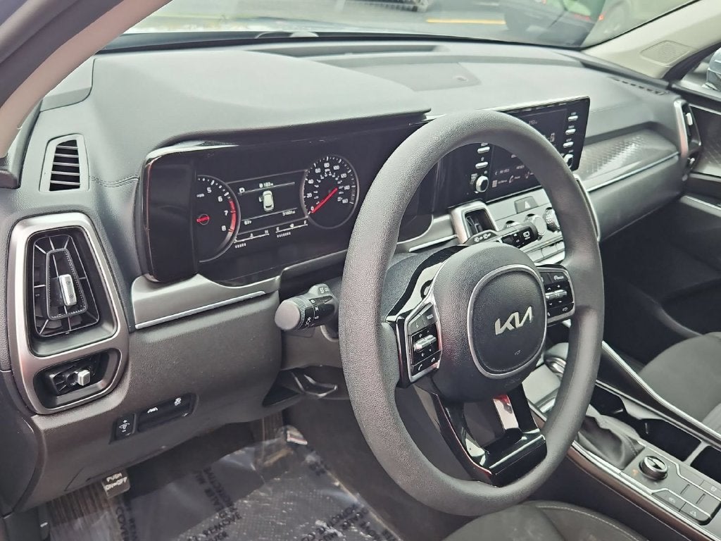 2023 Kia Sorento LX
