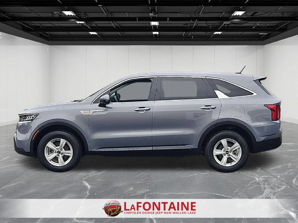 2023 Kia Sorento LX
